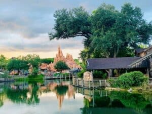 how to do disney world with teens