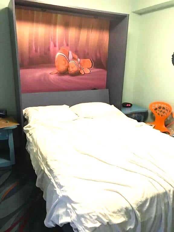 family suite nemo at art of animation